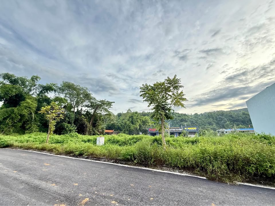 Đất nền Nam Cường Lào Cai 130m² giá 2.15 tỷ - Vị trí trung tâm thuận tiện!