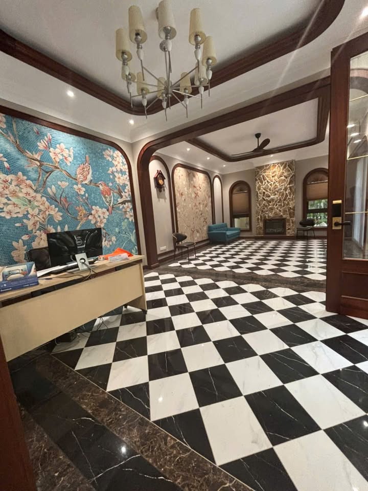 Biệt thự nguyên căn tại đường Phạm Văn Đồng, quận Bắc Từ Liêm - Không gian sống lý tưởng!