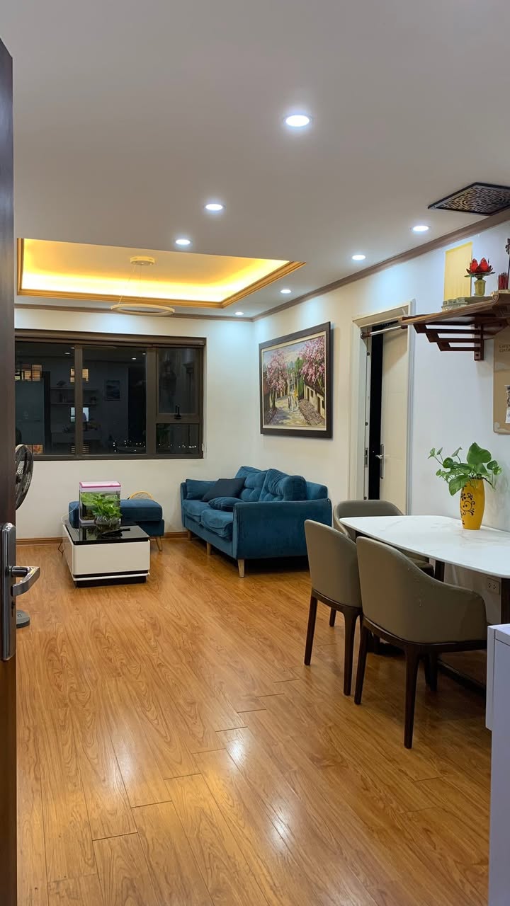 Căn hộ chung cư Đồng Phát Hoàng Mai 3PN giá 11 triệu - Chính chủ, đầy đủ nội thất!