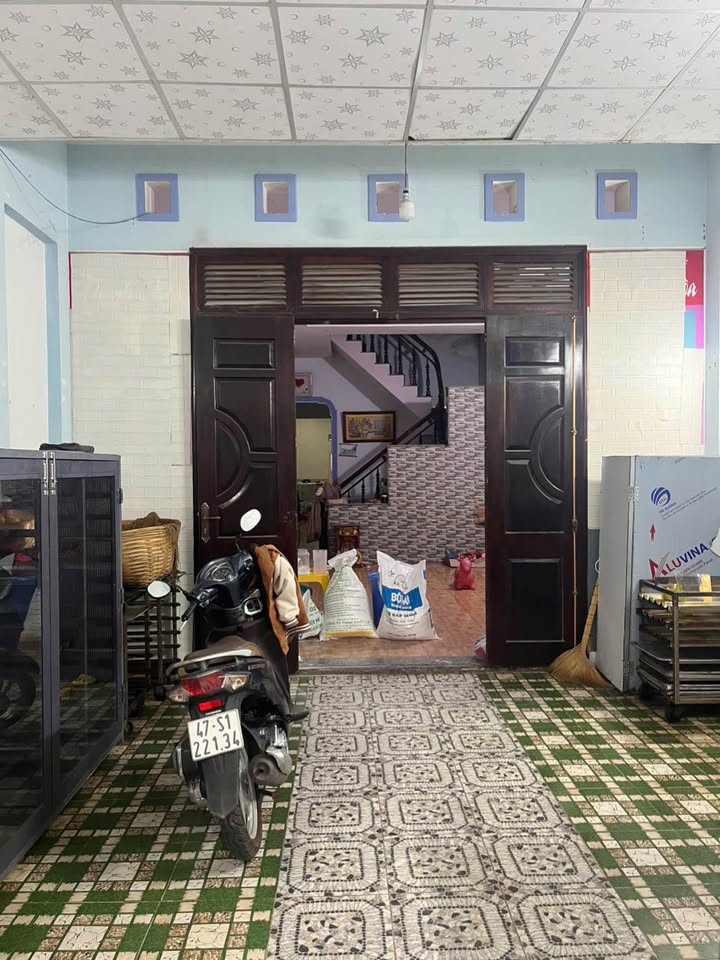 Nhà mặt tiền đường Nguyễn Văn Linh, Cư Jút, 152.5m² giá 2.5 tỷ - Cơ hội đầu tư hấp dẫn!