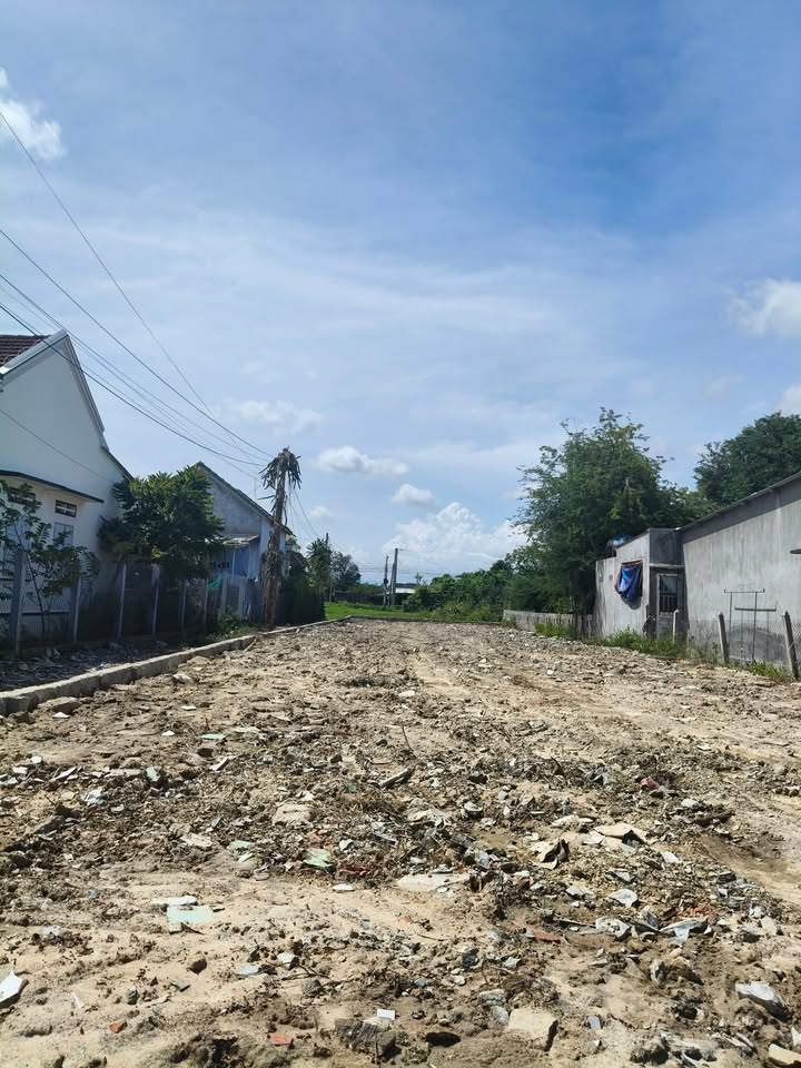 Đất thổ cư Ninh Hòa 150m² giá 700 triệu - Đầu tư sinh lời ngay!