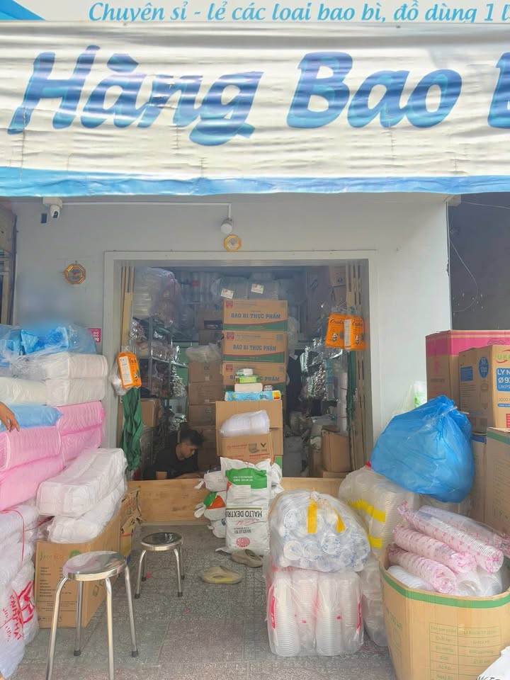 Nhà mặt tiền Ngô Quyền, Quận 10, diện tích 31m², giá chỉ 4.5 tỷ - cơ hội đầu tư hiếm có!