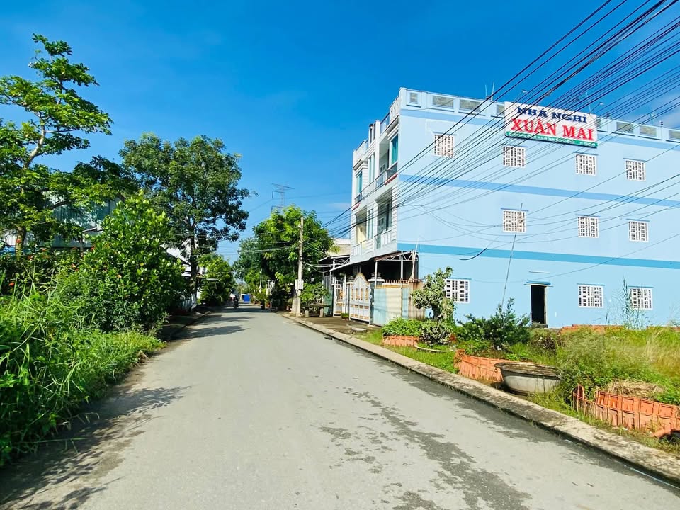 Đất thổ cư 100% An Thạnh, Bến Lức 100m² giá 2.2 tỷ - Sổ hồng riêng, thương lượng ngay!