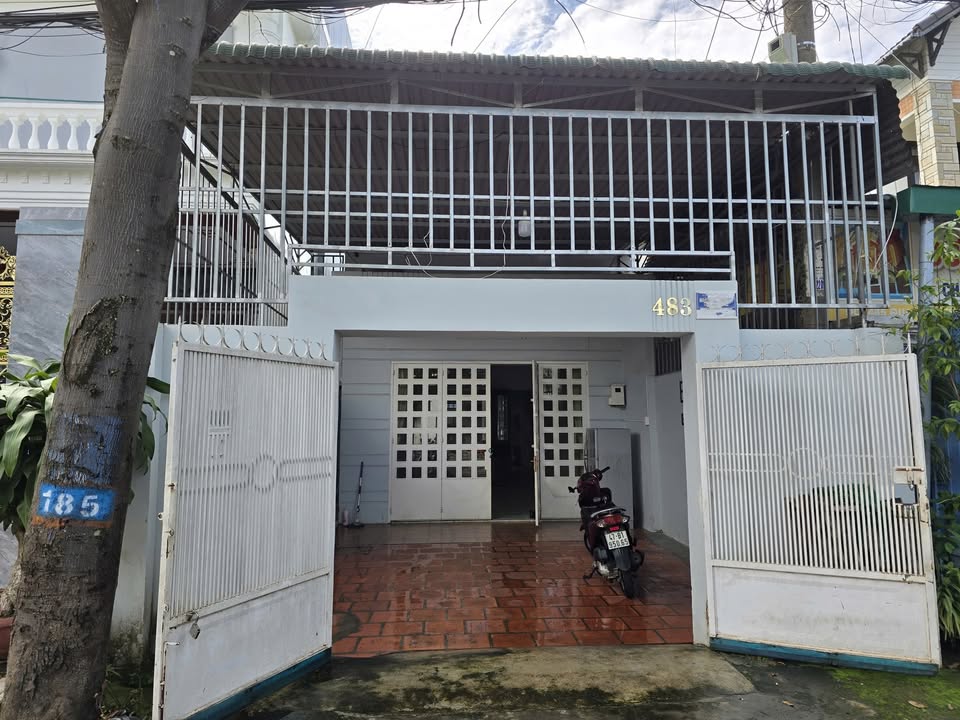 Nhà nguyên căn cho thuê 483 Quang Trung, Buôn Ma Thuột 154m² - Giá chỉ 6 triệu/tháng!