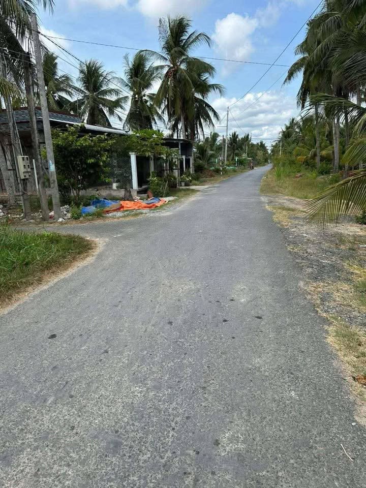 Nhà phố Lộc Thuận, Bình Đại 520m² giá 1.8 tỷ - Chính chủ bán gấp!