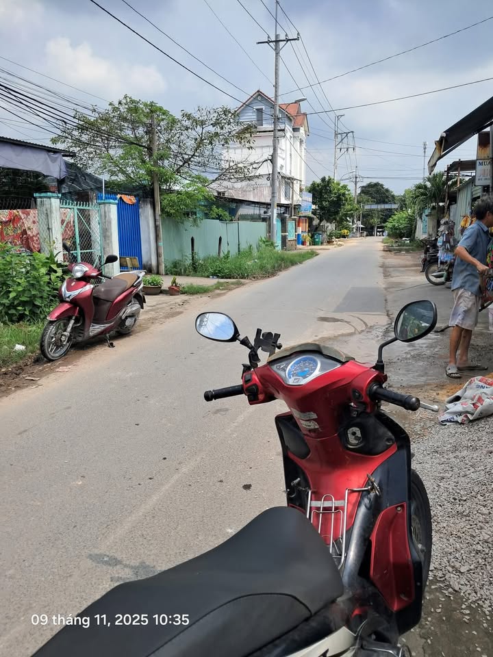 Nhà cấp 4 mặt tiền đường Nguyễn Thị Đặng, Củ Chi 220m² giá 3 tỷ - Cơ hội đầu tư tuyệt vời!