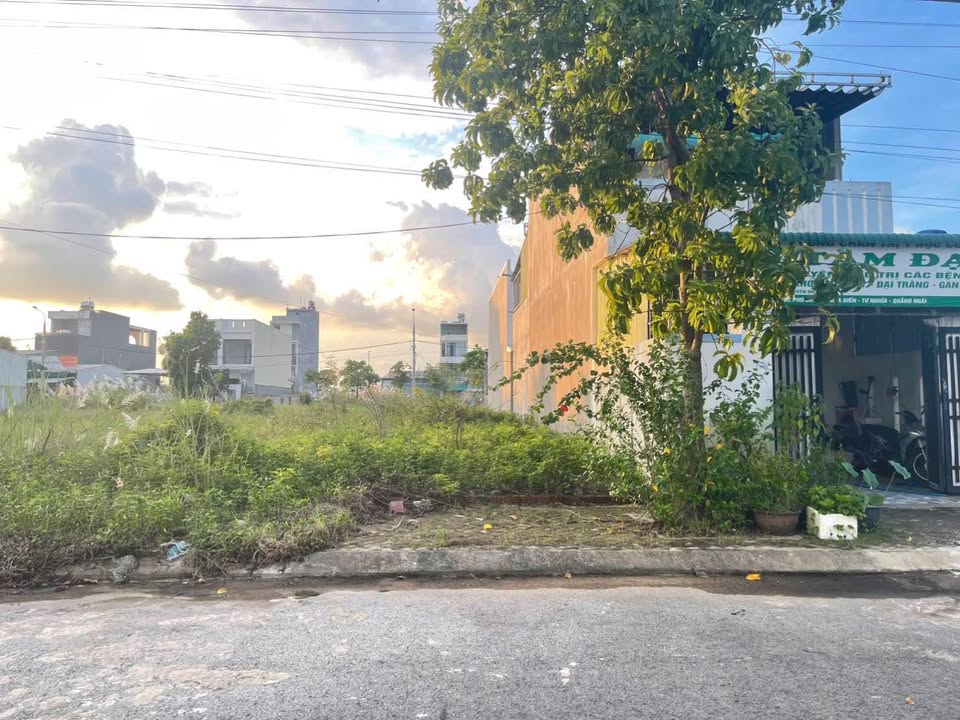 Đất nền Nghĩa Điền, Tư Nghĩa 97,5m² giá 900 triệu - Lô sạch đẹp, hướng Đông Nam!