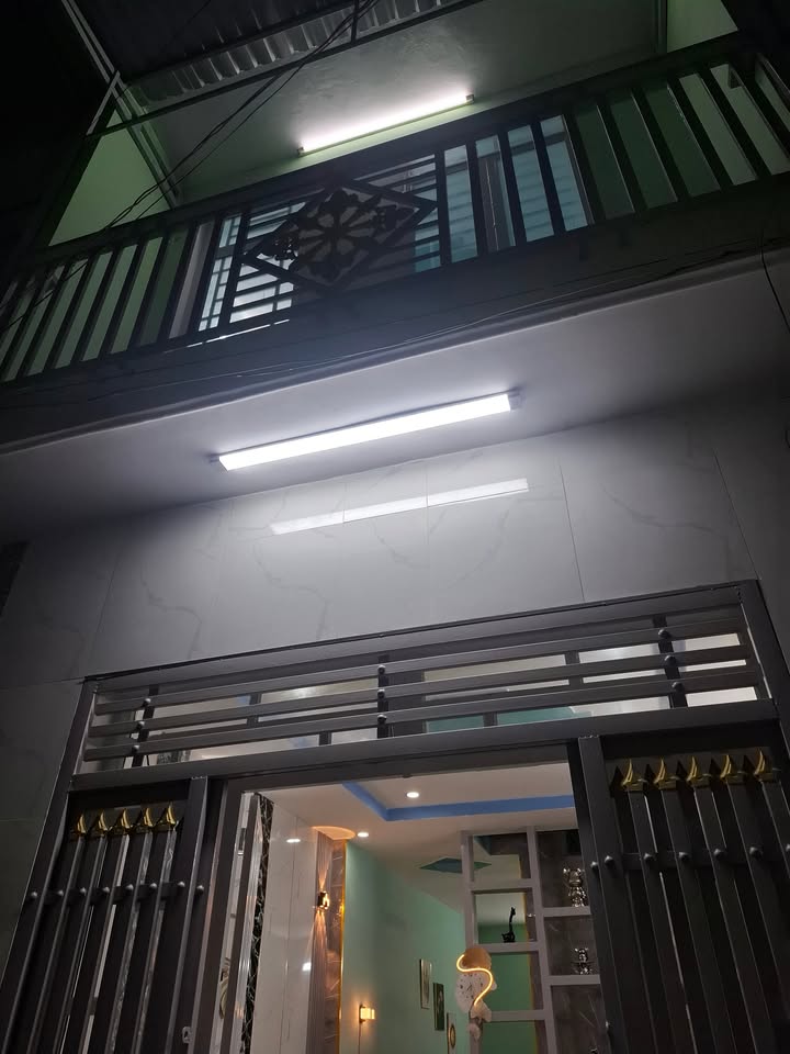 Nhà bán Tân Kim, Cần Giuộc 36m² giá 830 triệu - Khu dân cư an ninh!