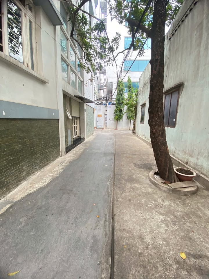 Nhà riêng 56m² Cách Mạng Tháng Tám, Q3 - Giá hấp dẫn chỉ 4.5 tỷ!