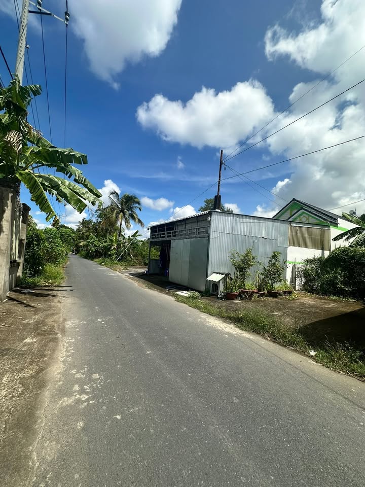 Nhà mặt tiền Nguyễn Viết Xuân, 137m² giá 2.5 tỷ - Cơ hội vàng cho nhà đầu tư!