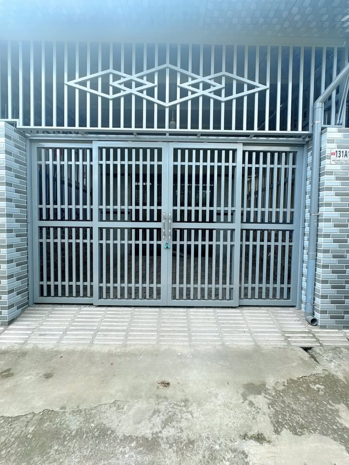 Bán nhà 1 trệt 1 lầu Phú Tân Bến Tre 98m² giá 1.5 tỷ - Sổ hồng chính chủ