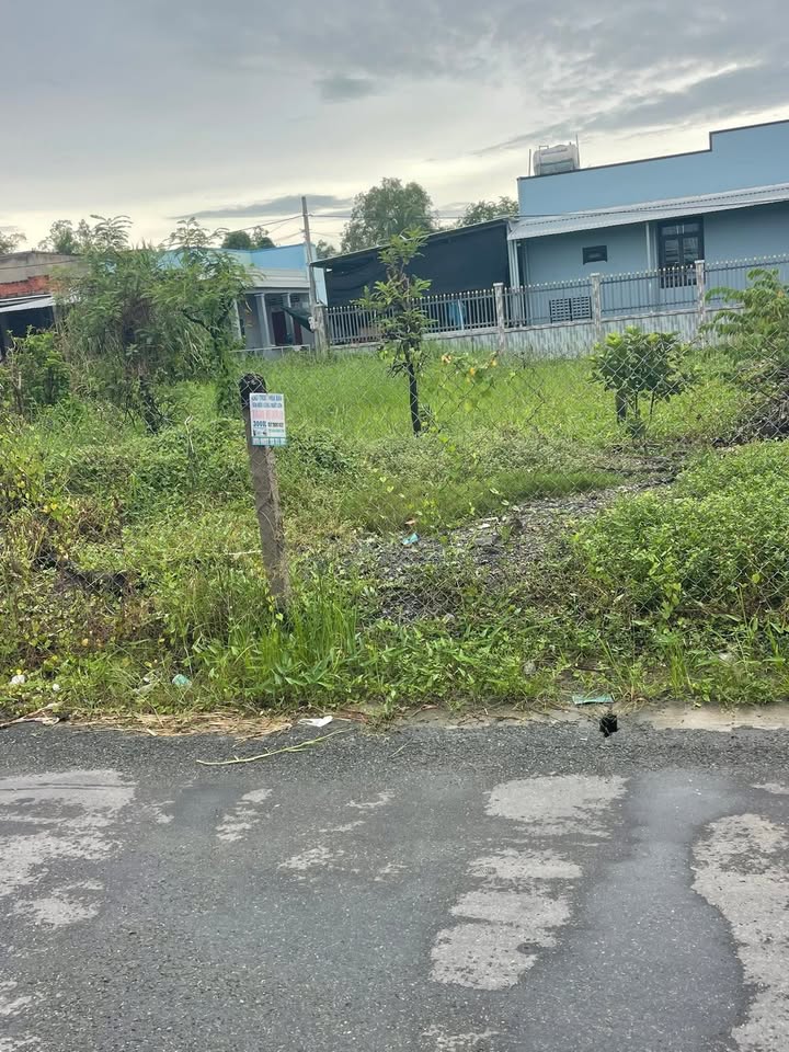 Đất thổ cư Gia Thuận 195m² giá 550 triệu - Sổ hồng chính chủ, hai mặt tiền!