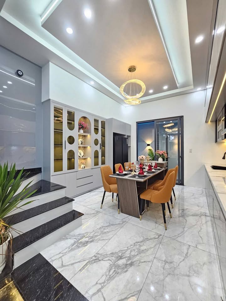 Nhà phố 1 trệt 2 lầu tại Bình Chuẩn, Thuận An, 64m² giá 5.4 tỷ - Sổ hồng hoàn công, hỗ trợ ngân hàng!