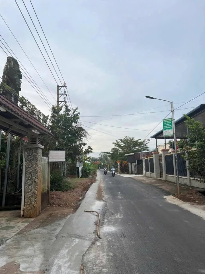 Nhà cấp 4 mặt tiền Bưng Cần, Bảo Hòa, 612m² giá 2.4 tỷ - Kinh doanh thuận lợi!