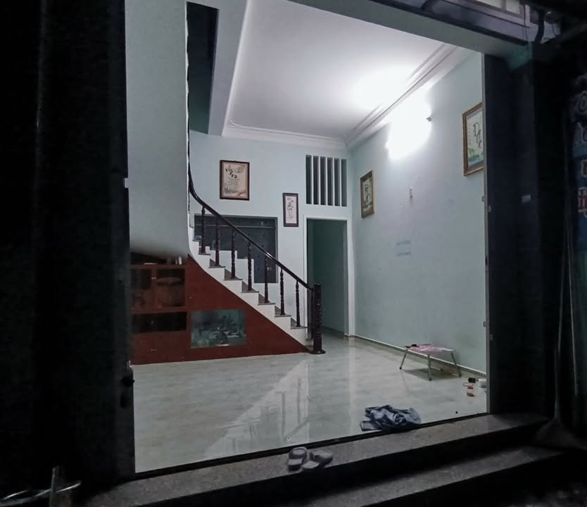 Nhà nguyên căn cho thuê tại Hoàng Văn Thụ, 70m² chỉ 5 triệu - Không gian rộng rãi, thoải mái!