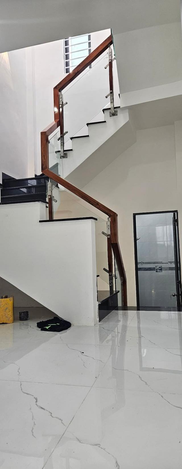 Nhà hẻm Ngô Mây, Quy Nhơn 85m² giá 2 tỷ - Thiết kế hiện đại, vào ở ngay!