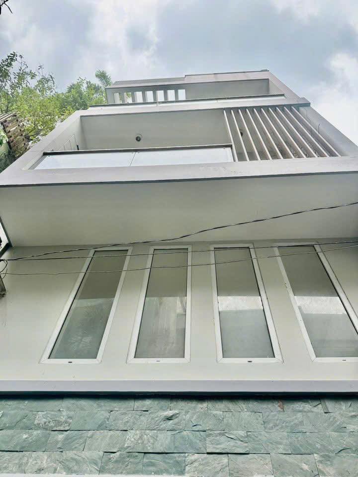 Nhà thuê mặt tiền Trần Quang Diệu, Quận 3, 33.6m² - Phù hợp làm văn phòng, spa!