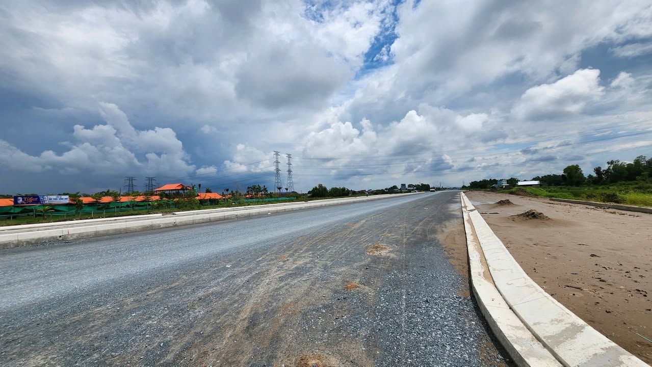 Đất nền Hòa Khánh Đông, Đức Hòa 120m² giá 900 triệu - Cách Tỉnh lộ 823D chỉ 70m!