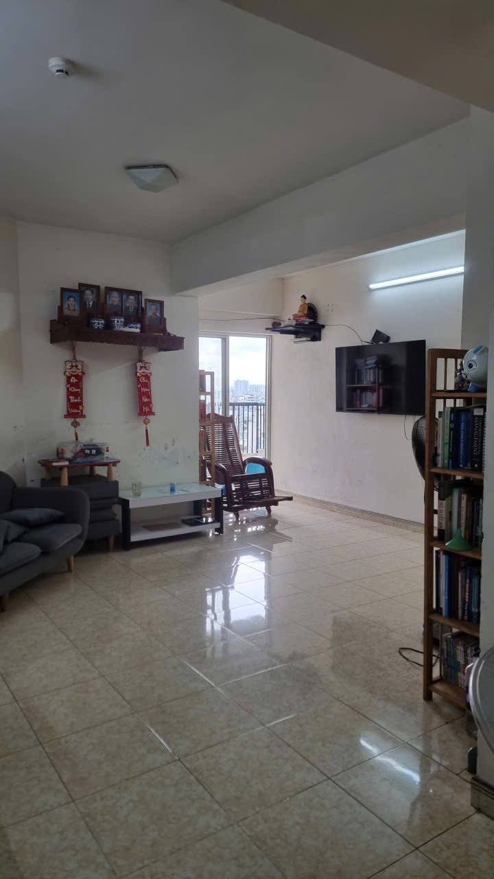 Căn hộ Kim Hồng Tân Phú 82m² giá 3.2 tỷ - Sổ hồng công chứng ngay!