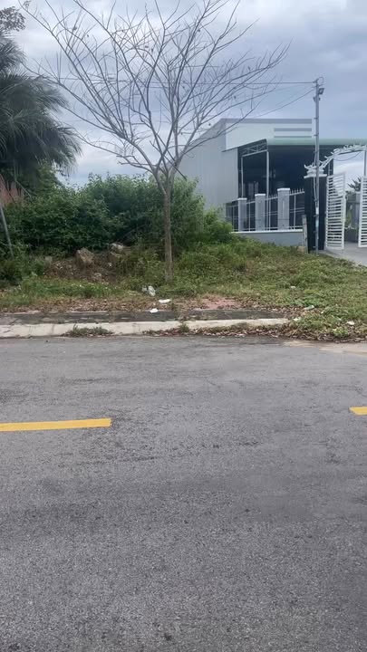 Đất nền mặt tiền đường Võ Thị Sáu, Kông Chro 700m² - Vị trí vàng kinh doanh sầm uất!