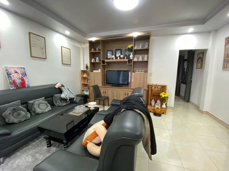 Nhà phố đường Quang Trung, Đà Lạt 120m² giá 10.8 tỷ - Vị trí đắc địa cho kinh doanh!