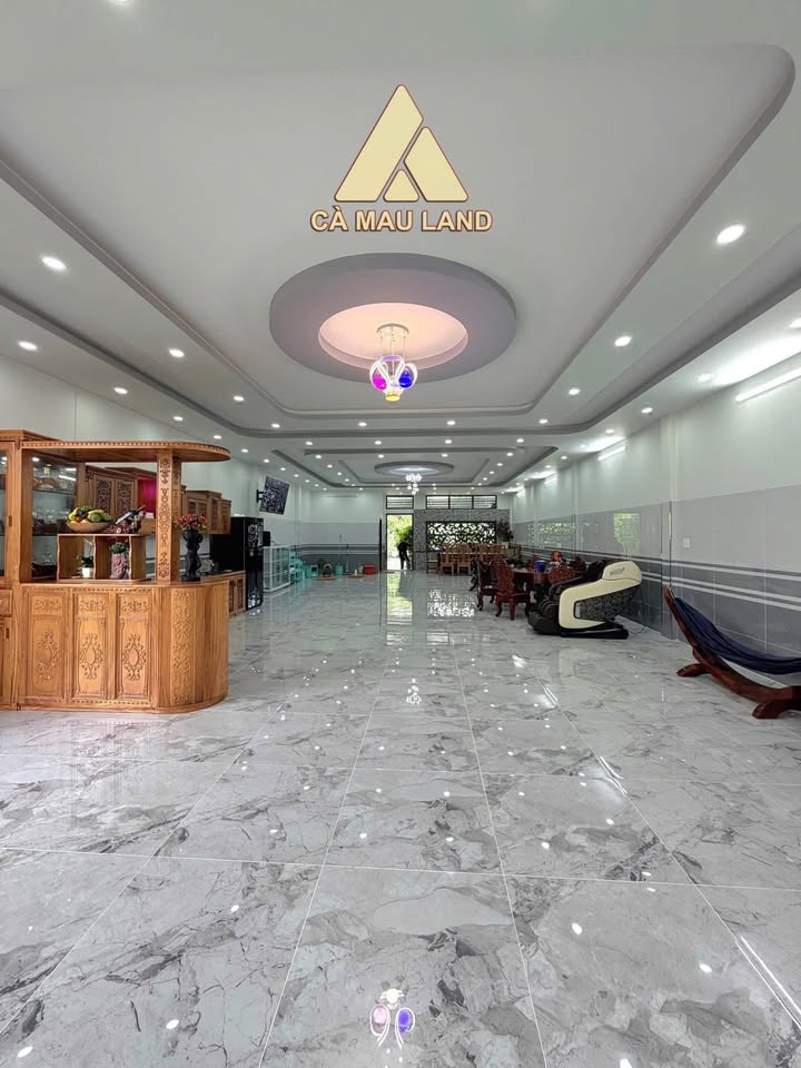 Nhà vườn phường Tân Thành, Giá Rai 582m² - Dọn vào ở ngay, nội thất cao cấp!