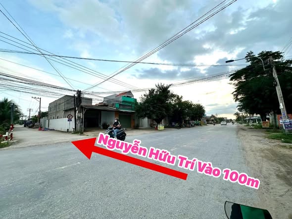 Đất thổ cư 135m² tại Ấp 4 Tân Bửu, Bến Lức - Giá chỉ 2 tỷ, vị trí kinh doanh lý tưởng!