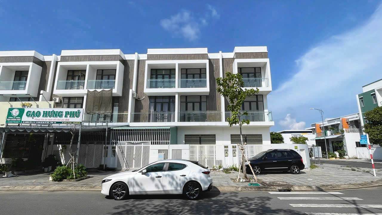 Shophouse 2 mặt tiền đường số 5 và số 25, 158.87m², giá 6 tỷ - Đầu tư kinh doanh sinh lời!
