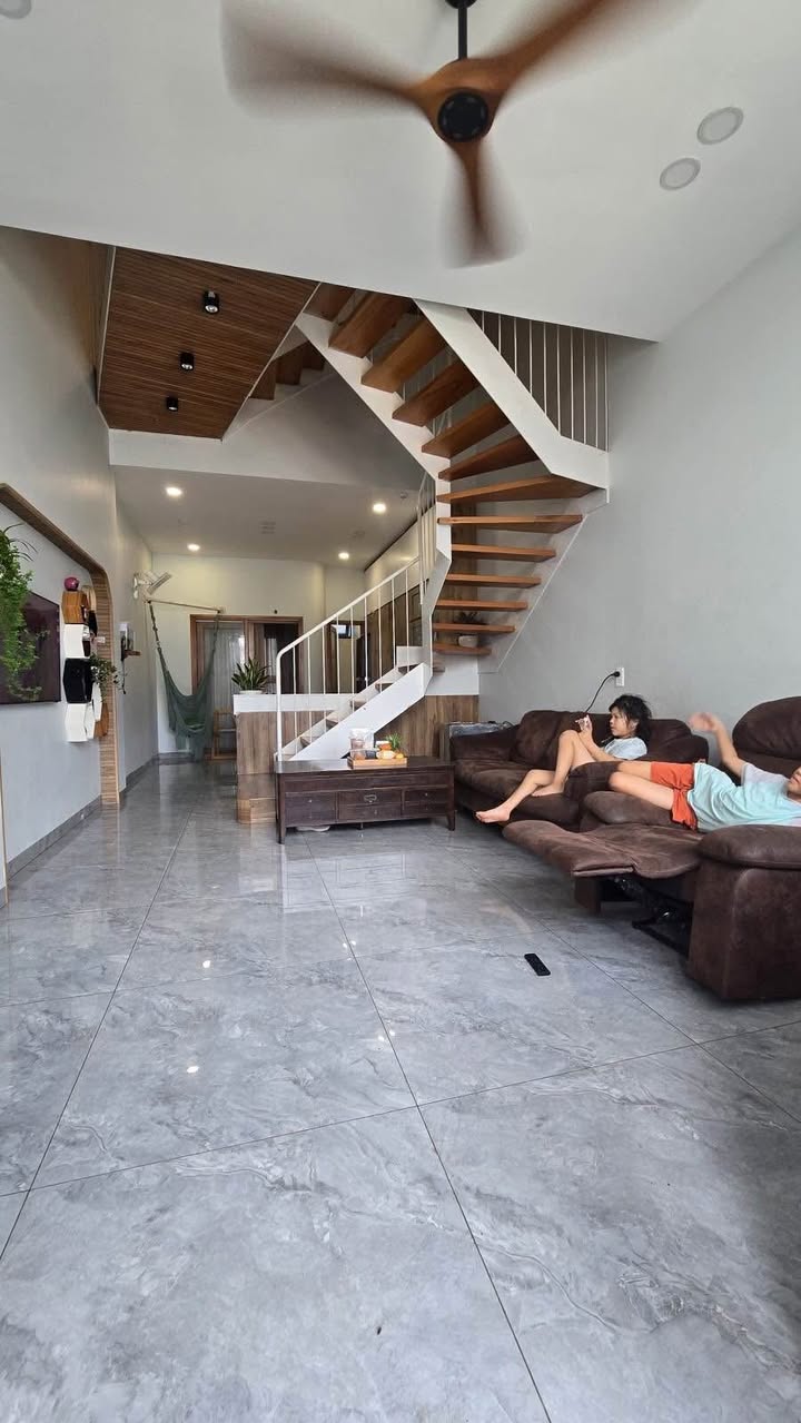 Nhà mặt tiền Lê Văn Quới 60m² giá 9 tỷ - Kinh doanh đỉnh cao!