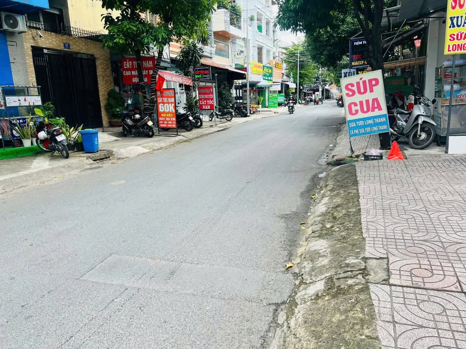 Nhà mặt tiền kinh doanh đường Hà Thị Đát, Tân Phú 84m² giá 12.8 tỷ - Vị trí đắc địa, sẵn sàng kinh doanh!