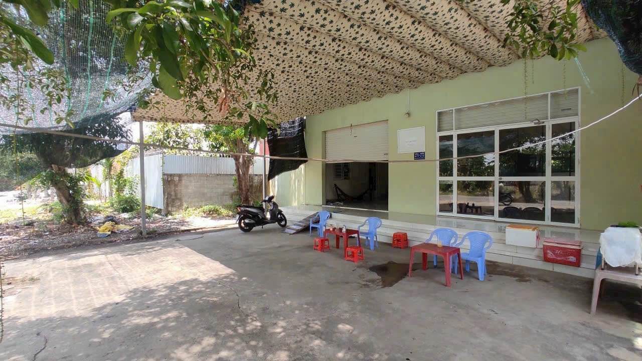 Cho thuê nhà mặt tiền Huỳnh Tấn Phát, Rạch Giá 150m² giá chỉ 6 triệu - Thích hợp làm văn phòng và kinh doanh!