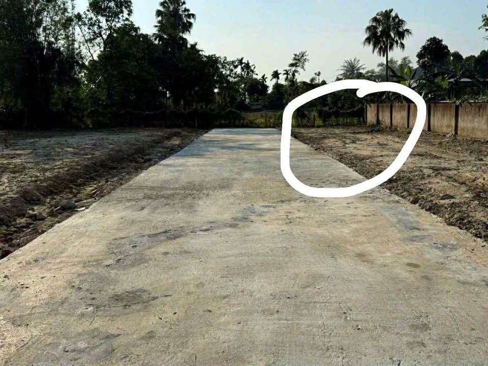 Đất nền Thôn Phú Sơn, Thạch Lạc, 77m² giá 400 triệu - Cơ hội đầu tư hiếm có!