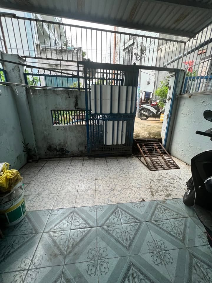 Nhà 1 sẹt ngay ngã 4 RMK Phước Long A Quận 9 87m² giá 4.8 tỷ - Vị trí vàng gần Metro!