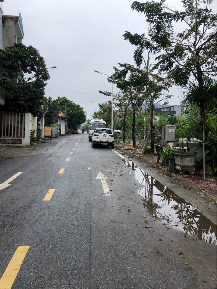 Đất thổ cư 112m² Ngõ 13 Liên Bảo Vĩnh Yên - Giá 3.2 tỷ, đầu tư sinh lời!