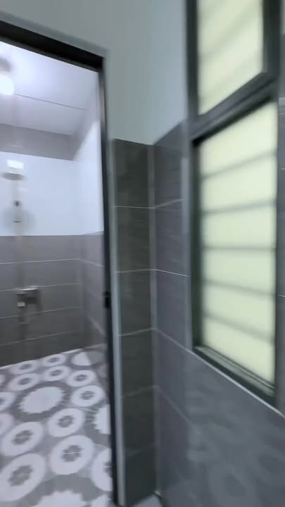 Nhà mái thái Hòa Thành 210m² giá 2.15 tỷ - Vị trí đẹp, không gian sống lý tưởng!