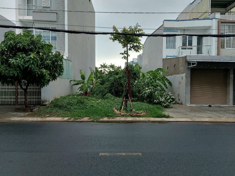 Đất mặt tiền Phạm Hùng, Rạch Giá 150m² giá 3.35 tỷ - Kinh doanh thuận lợi!