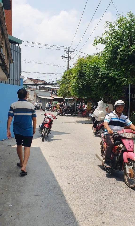 Nhà nguyên căn cho thuê tại 4 Lê Lợi, quận Ô Môn, 68m² - Kinh doanh thuận lợi!