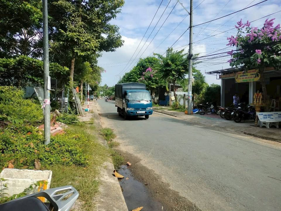 Đất mặt tiền đường Nguyễn Du, Trà Vinh 147m² giá 1.35 tỷ - Cơ hội đầu tư hấp dẫn!