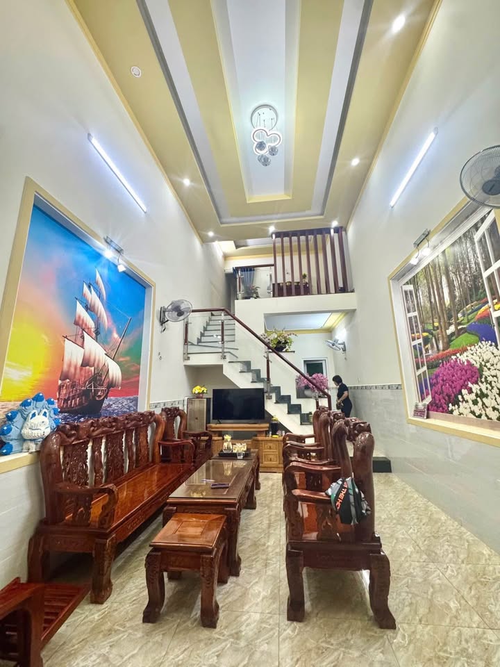 Nhà đẹp hẻm 434/89 Y Moan, 80m² giá 2.55 tỷ - Không thể bỏ lỡ!