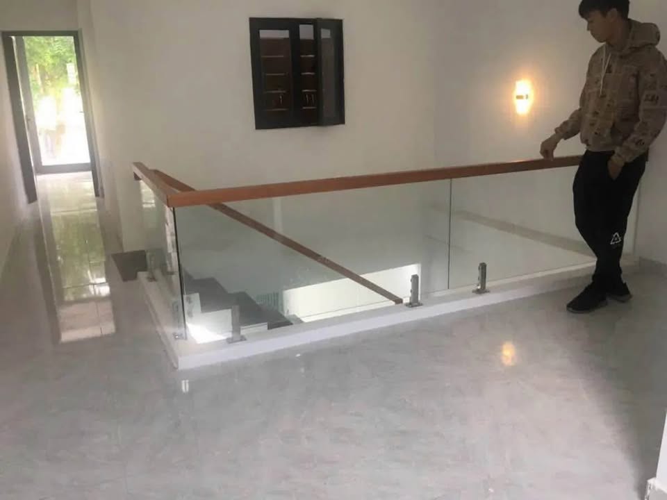 Bán nhà 2 tầng mặt tiền An Dương Vương, Mỹ An, 100m² - Kinh doanh ngay!