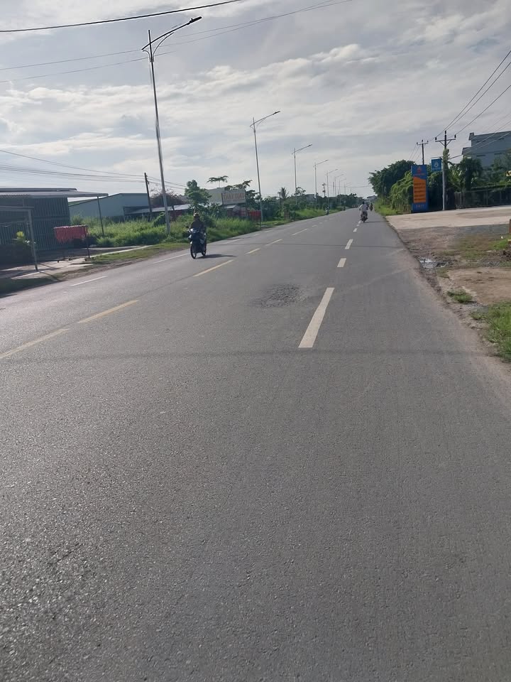 Đất nền 1200m² Ấp Muôn Nghiệp, Gò Công - Giá chỉ 800 triệu, gần Quốc lộ 50!