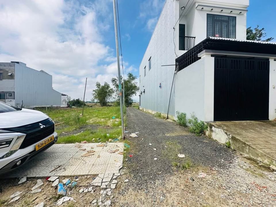 Lô đất đẹp 92m² tại đường Lưu Quang Vũ, Đà Nẵng chỉ 2 tỷ - Đầu tư sinh lời tuyệt vời!