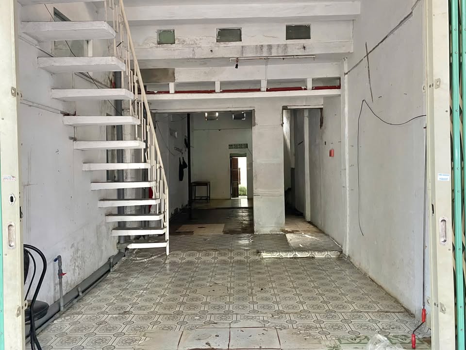 Nhà nguyên căn cho thuê tại đường Võ Thị Sáu, Nha Trang 100m² - Kinh doanh thuận lợi!