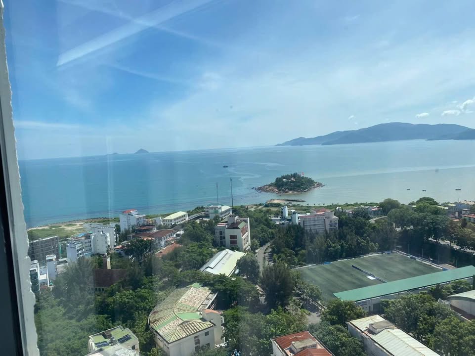 Căn hộ Napoleon Nha Trang 77m² giá 12.5 triệu - Cho thuê ngay với view biển tuyệt đẹp!