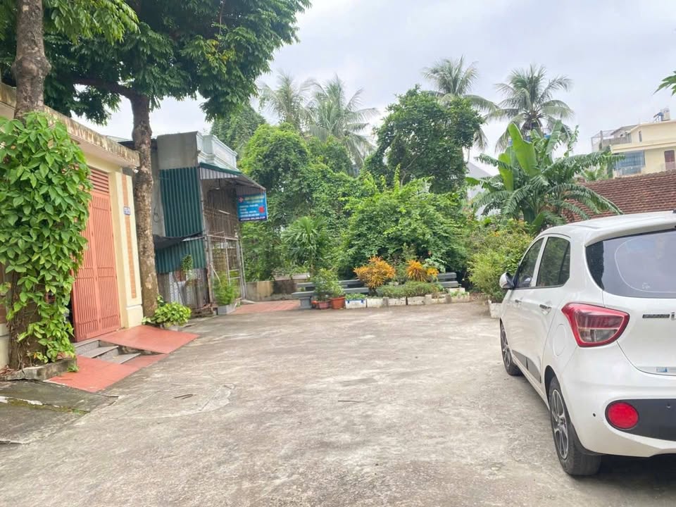 Đất nền Đông Hương Thanh Hóa 55m² giá 2.4 tỷ - Sổ đỏ chính chủ, vị trí đắc địa!