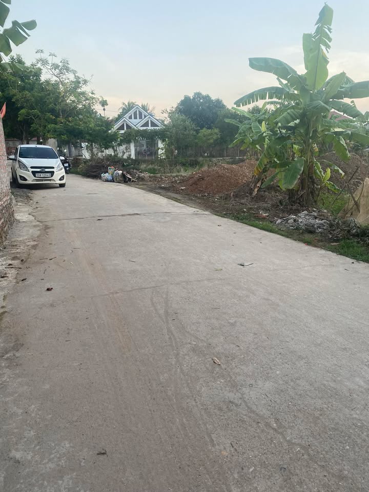 Đất nền Nghĩa Trung, Việt Yên 200m² giá 1 tỷ - Đường thông xe tải