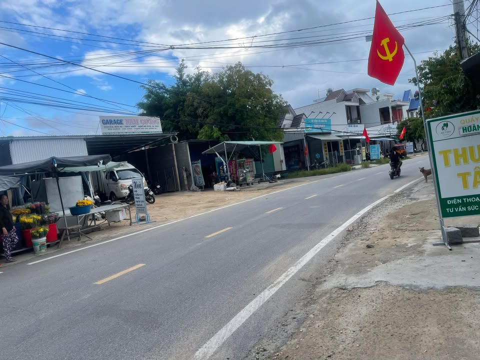 Đất nền Vạn Lương 301m² giá chỉ 2.156 tỷ - Gần Quốc Lộ 1A chỉ 200m!