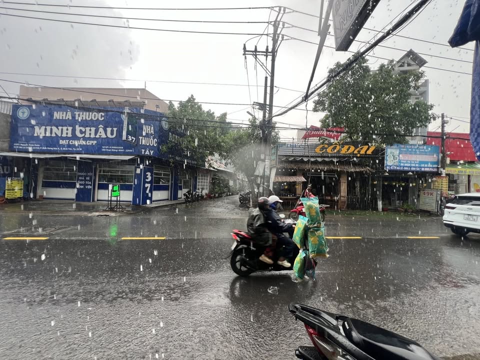 Nhà mặt tiền Mã Lò, Bình Hưng Hòa A, 133m² giá 10 tỷ - Đầu tư sinh lời ngay!