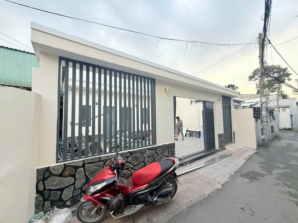 Căn hộ dịch vụ 214m² Đường Số 4, Linh Tây chỉ 10.5 tỷ - Đầu tư sinh lời ngay!