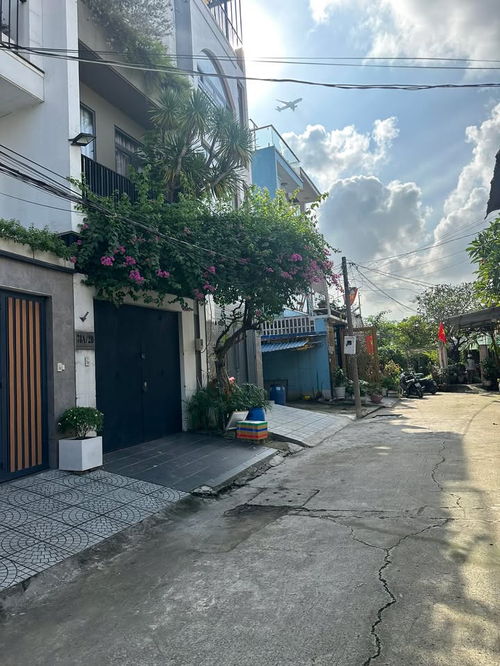 Nhà phố Tam Phú, Thủ Đức 55m² giá 4.3 tỷ - Hẻm xe hơi, gần Phạm Văn Đồng!